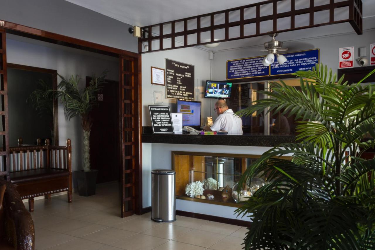 Hotel Масатлан Екстериор снимка